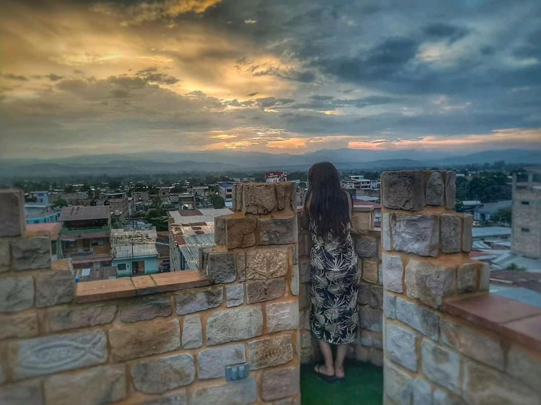 Castillo De ตาราโปโต ภายนอก รูปภาพ