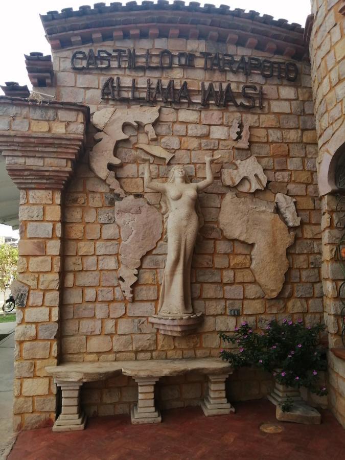 Castillo De ตาราโปโต ภายนอก รูปภาพ